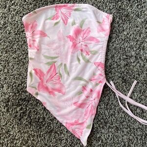 Set of 2 SHEIN‎ Floral Tops